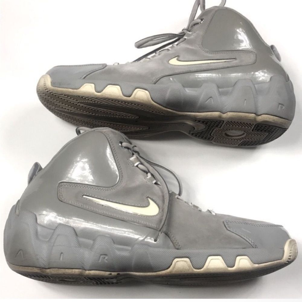 Nike Air Flight 040810 XC Gray and White Athletic Basketball Men Shoes Sz 11.5US